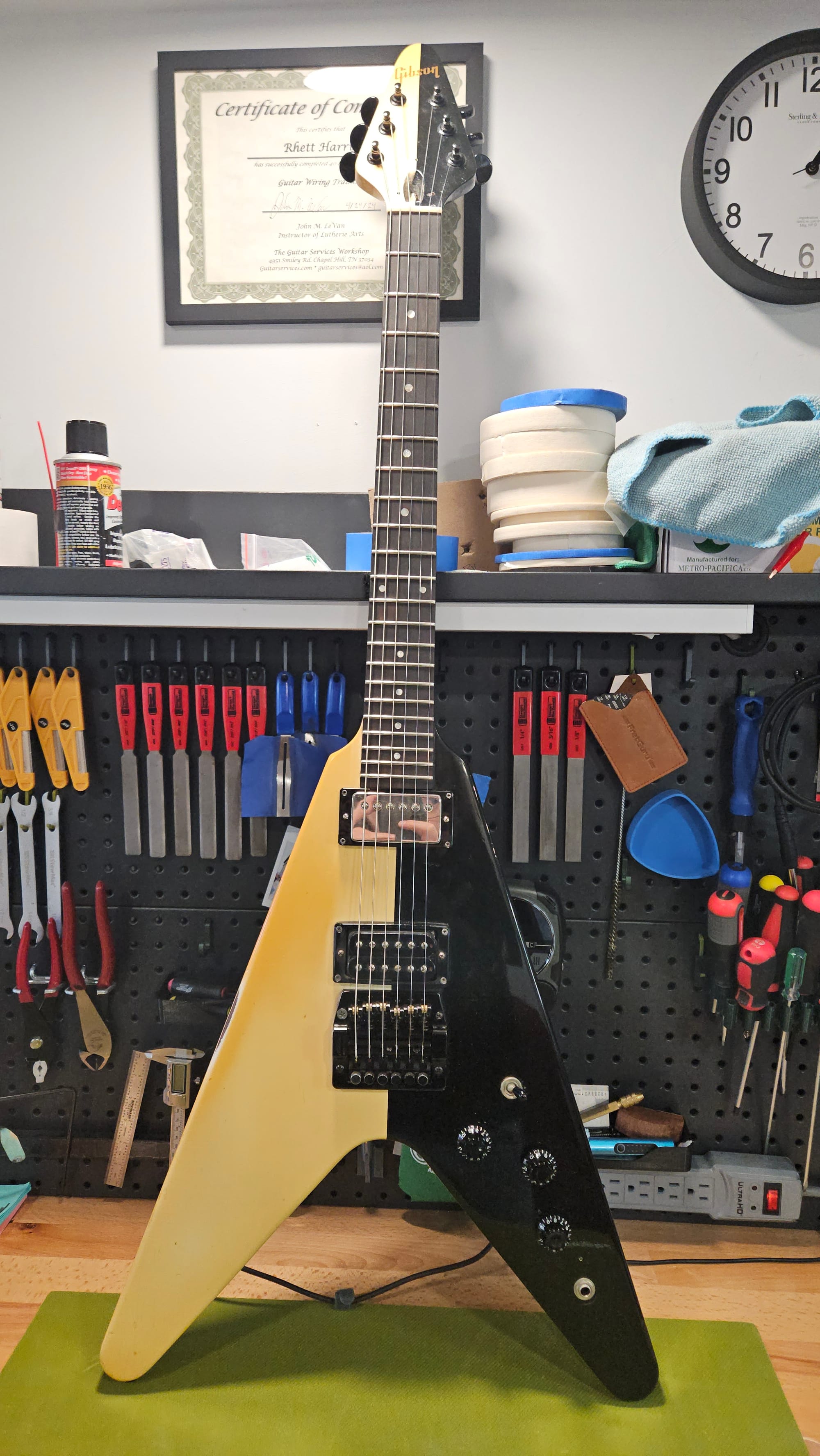 1985 Flying V Returns Home